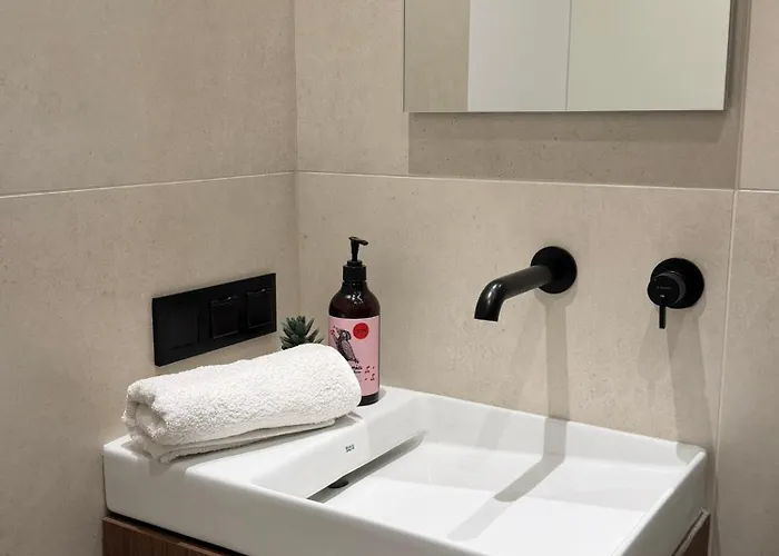 Plac Konstytucji Panorama With Ac